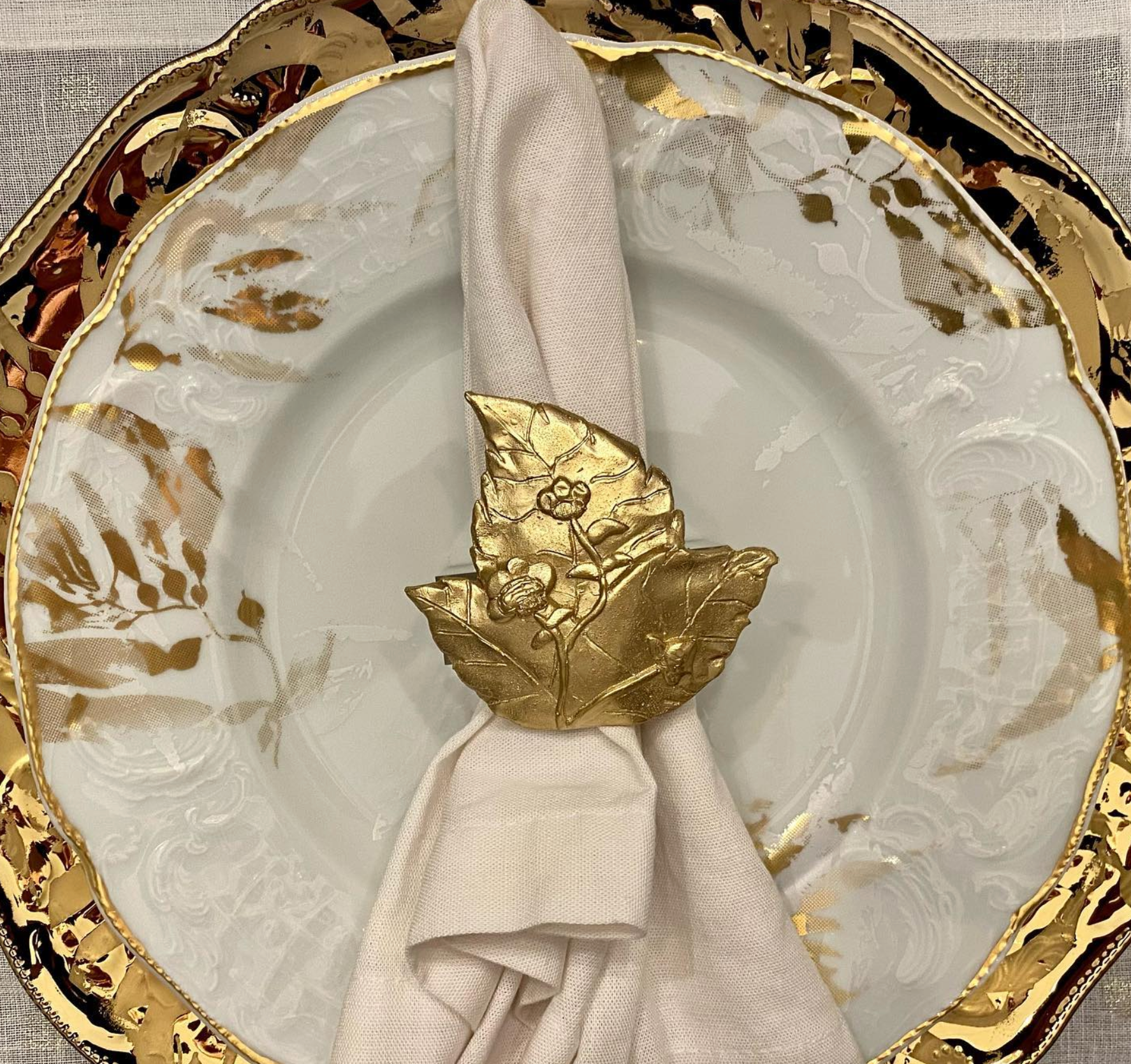 Tobacco Leaf Napkin Rings, S/4