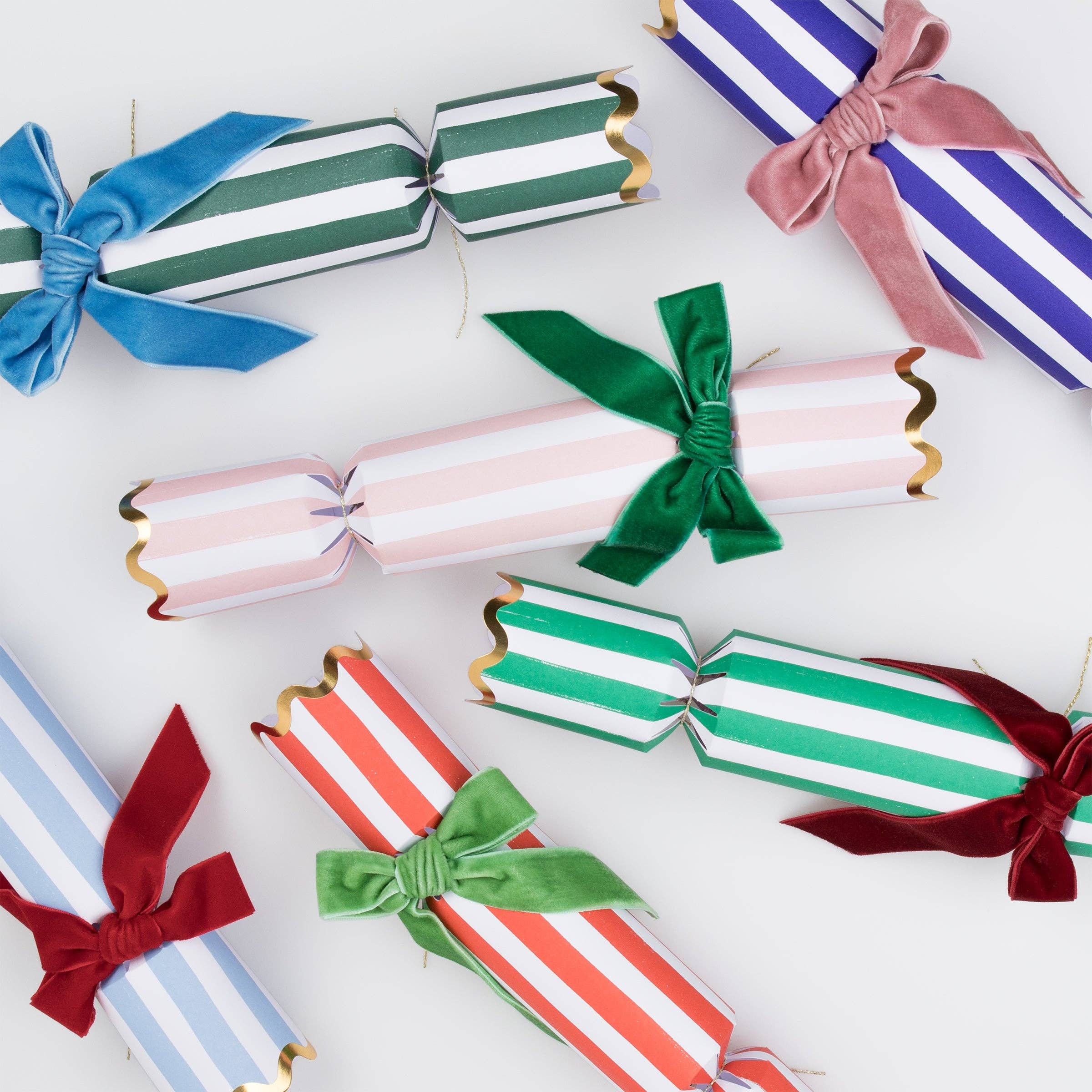 Stripe Velvet Bow Crackers, Set of 6