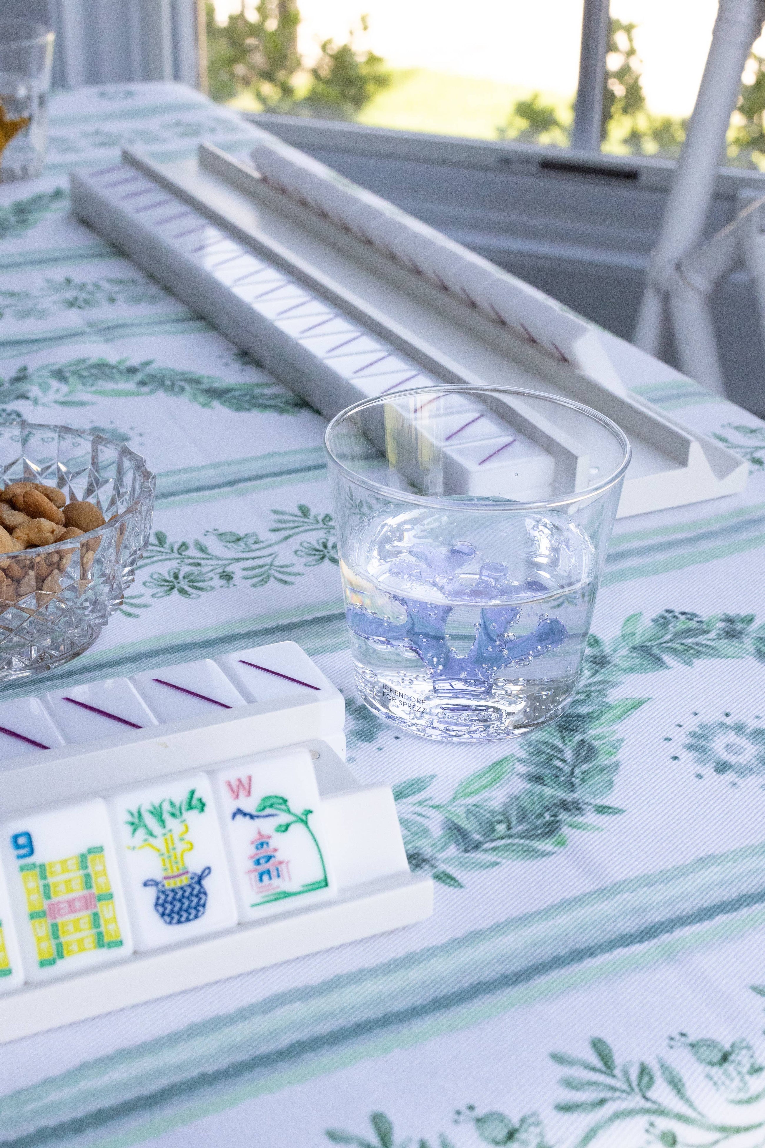 Boxwood Sage 53x53" Square Scalloped Edge