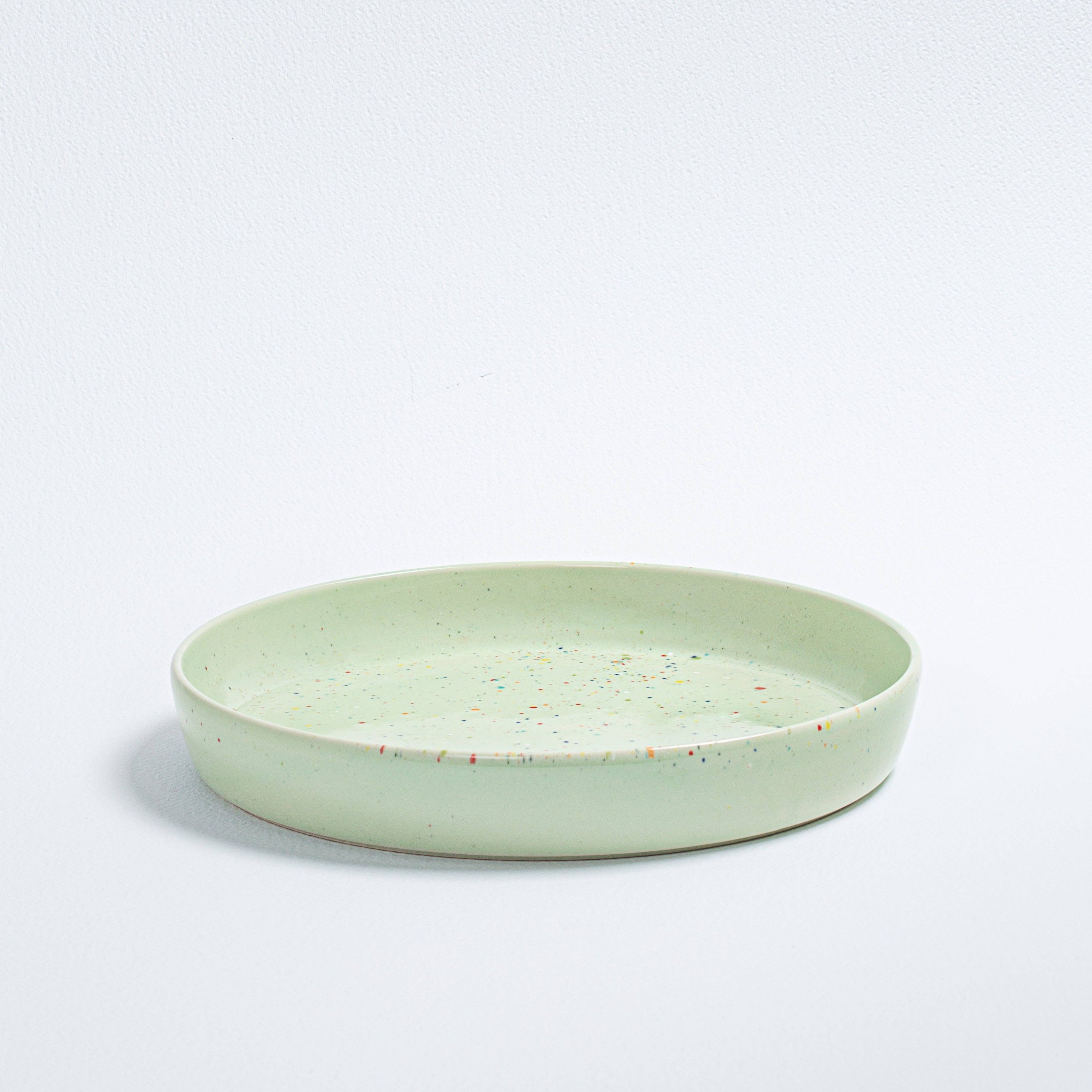 White Party Round Tray, 11"