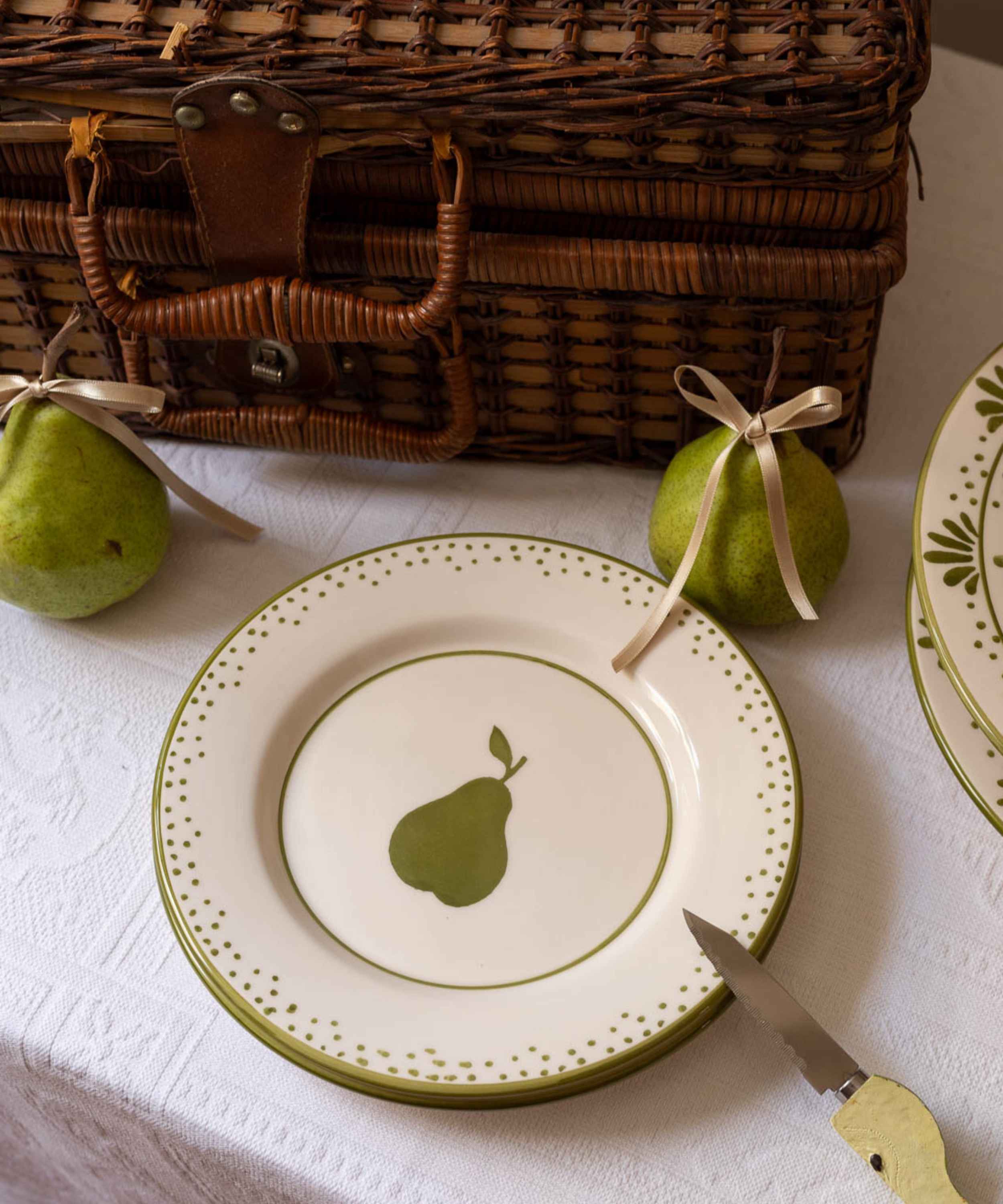 Pear Plates