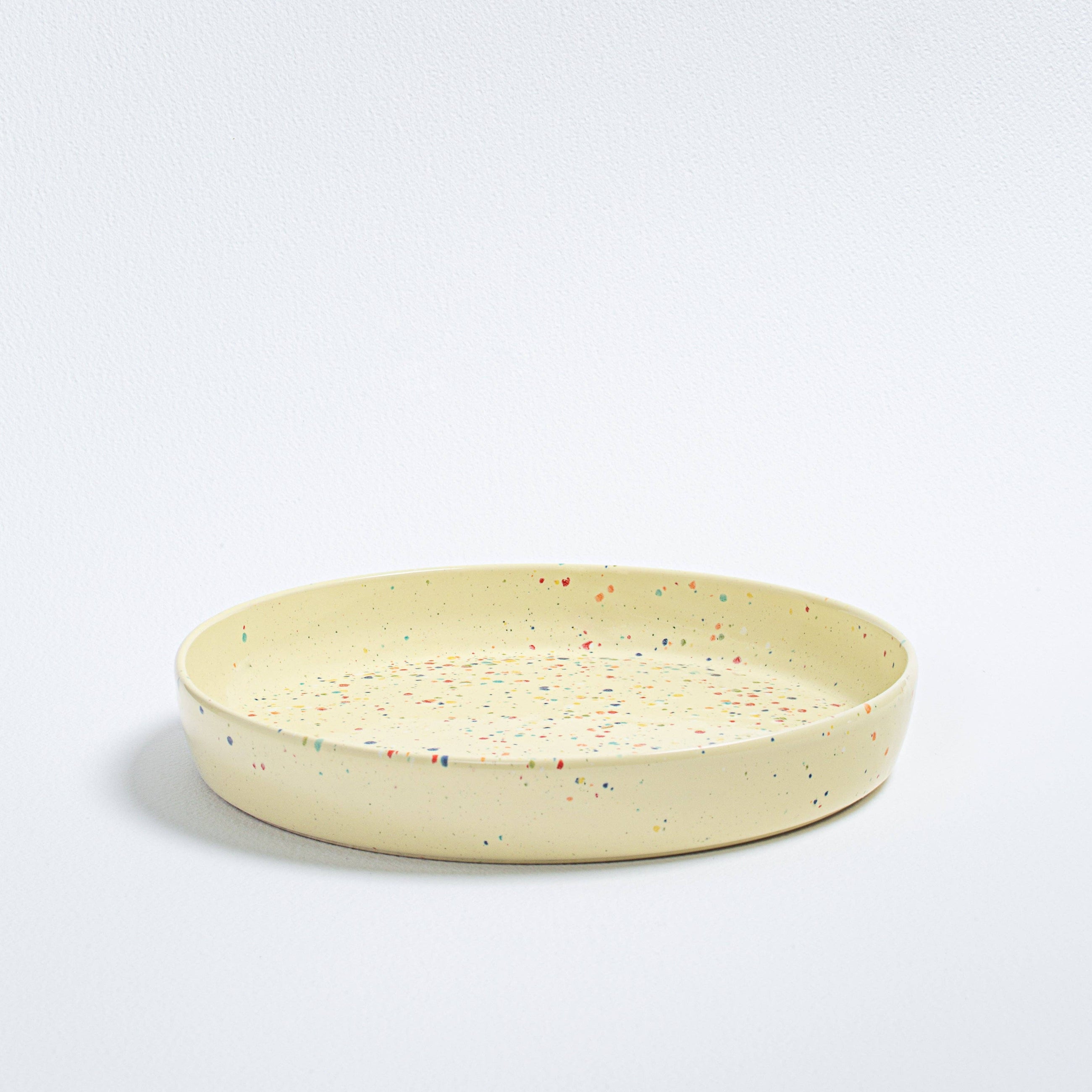 White Party Round Tray, 11"