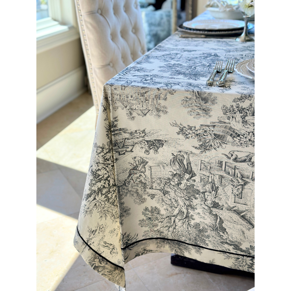 Italian Black Toile 53x53" Square