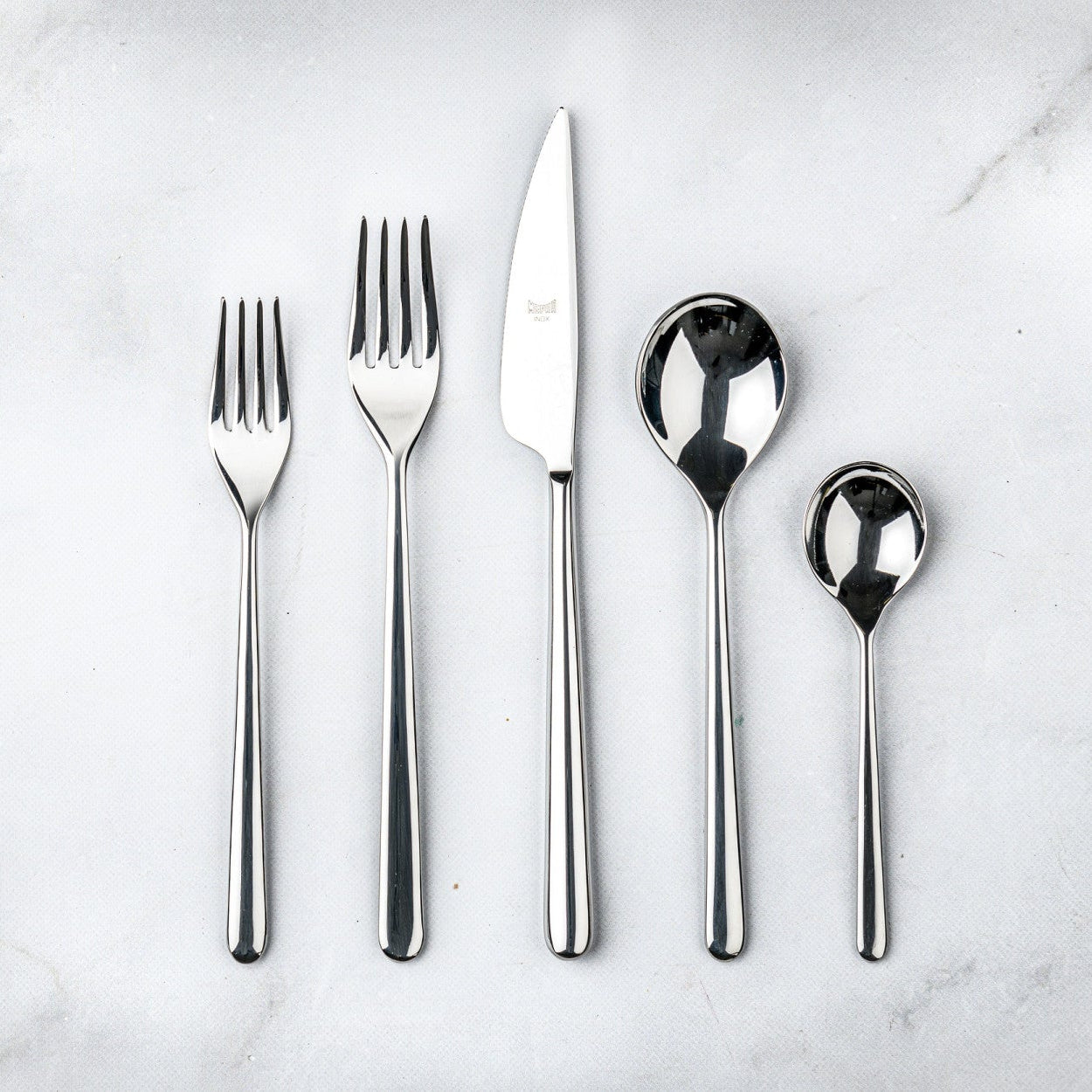 Linea Flatware Set