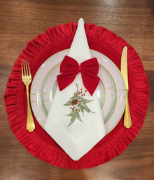 Red Velvet Placemat, 16.5" Round