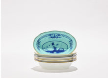 Iris Oval Serving Bowl