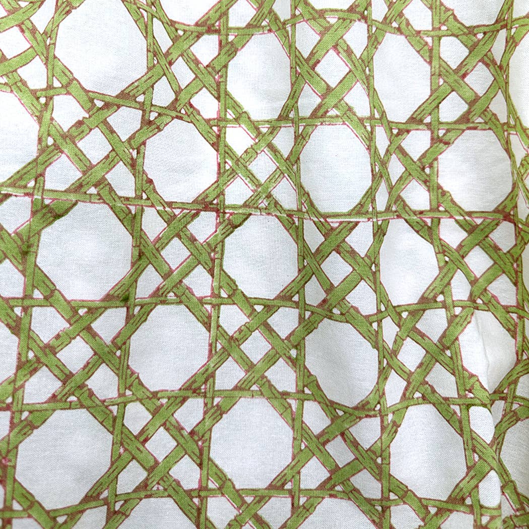 Green Trellis 70x140" Tablecloth