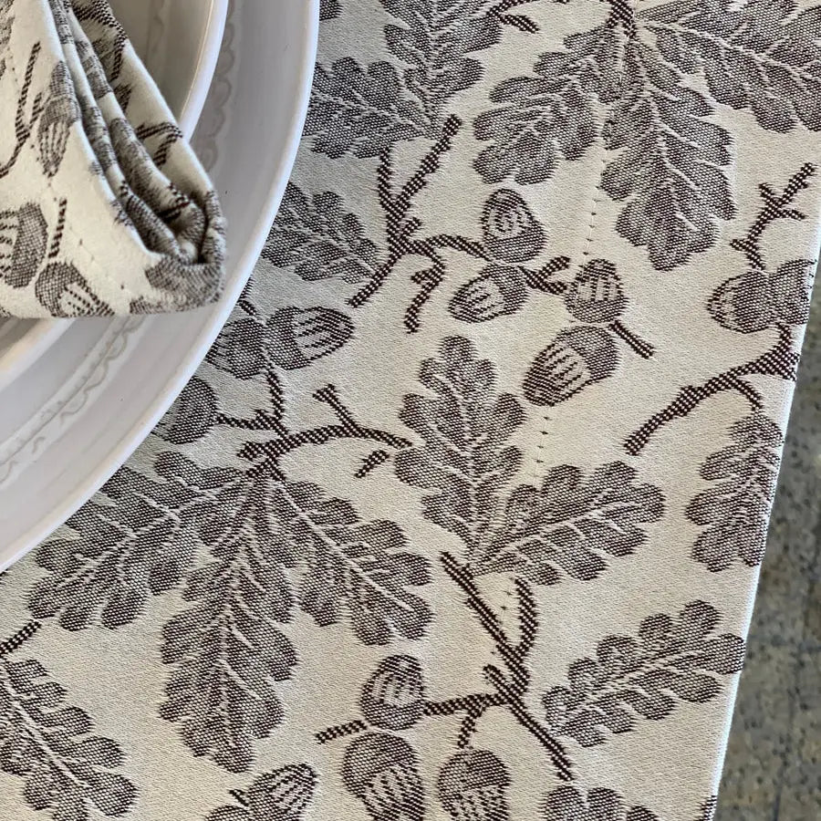 Italian Jacquard Oak Runner