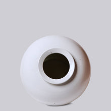 Rustic Porcelain Pot