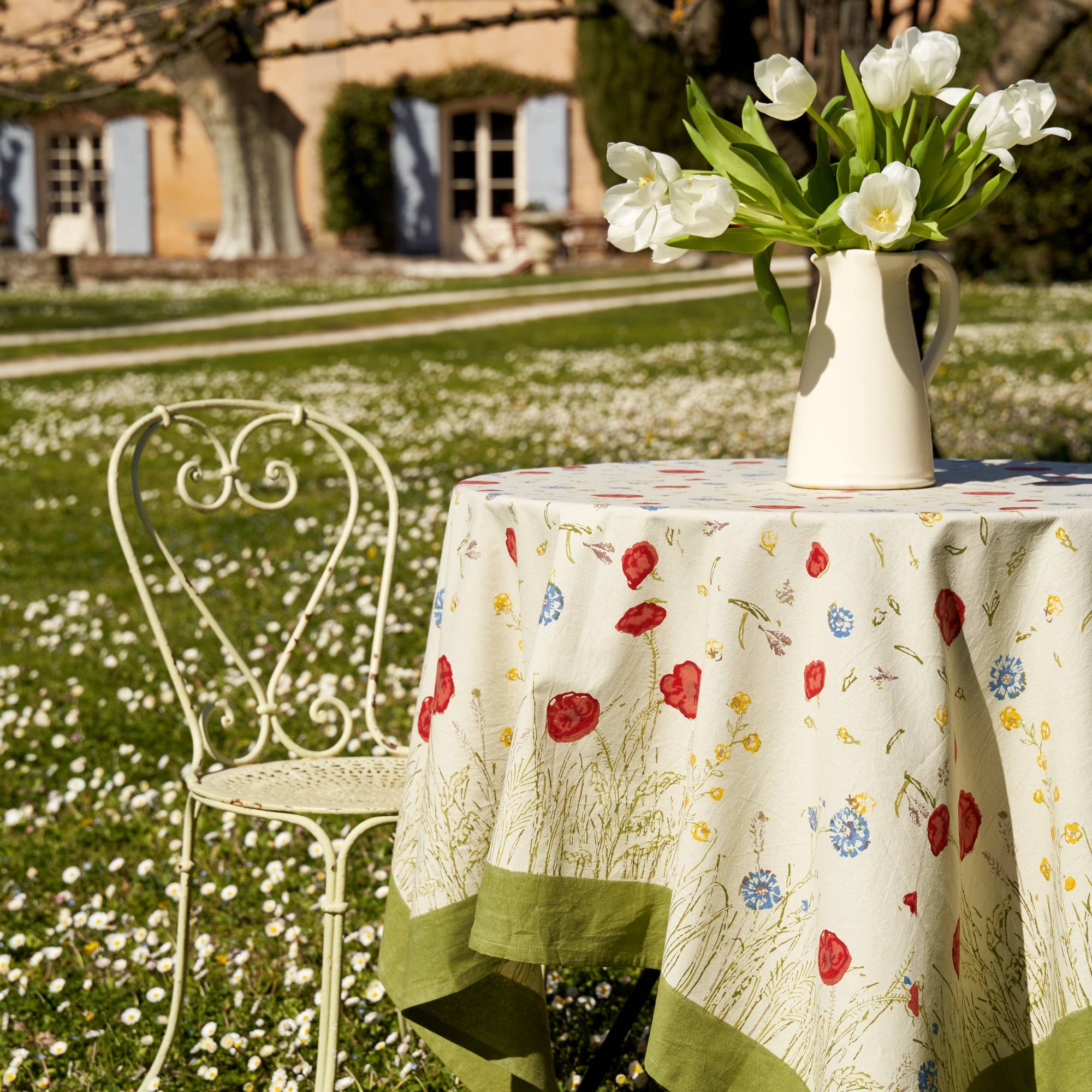 French Fields 90" Round Tablecloth