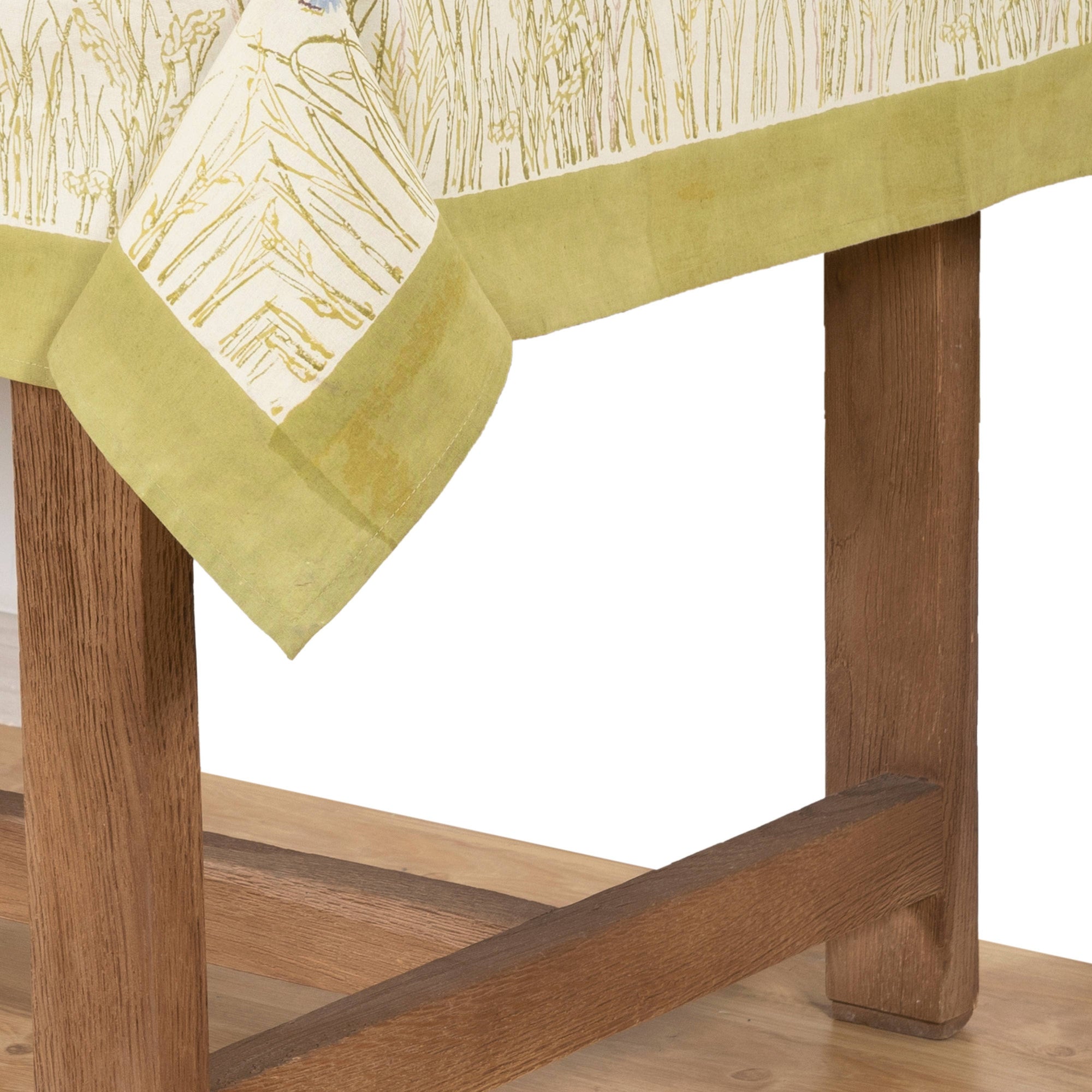 French Fields 90" Round Tablecloth