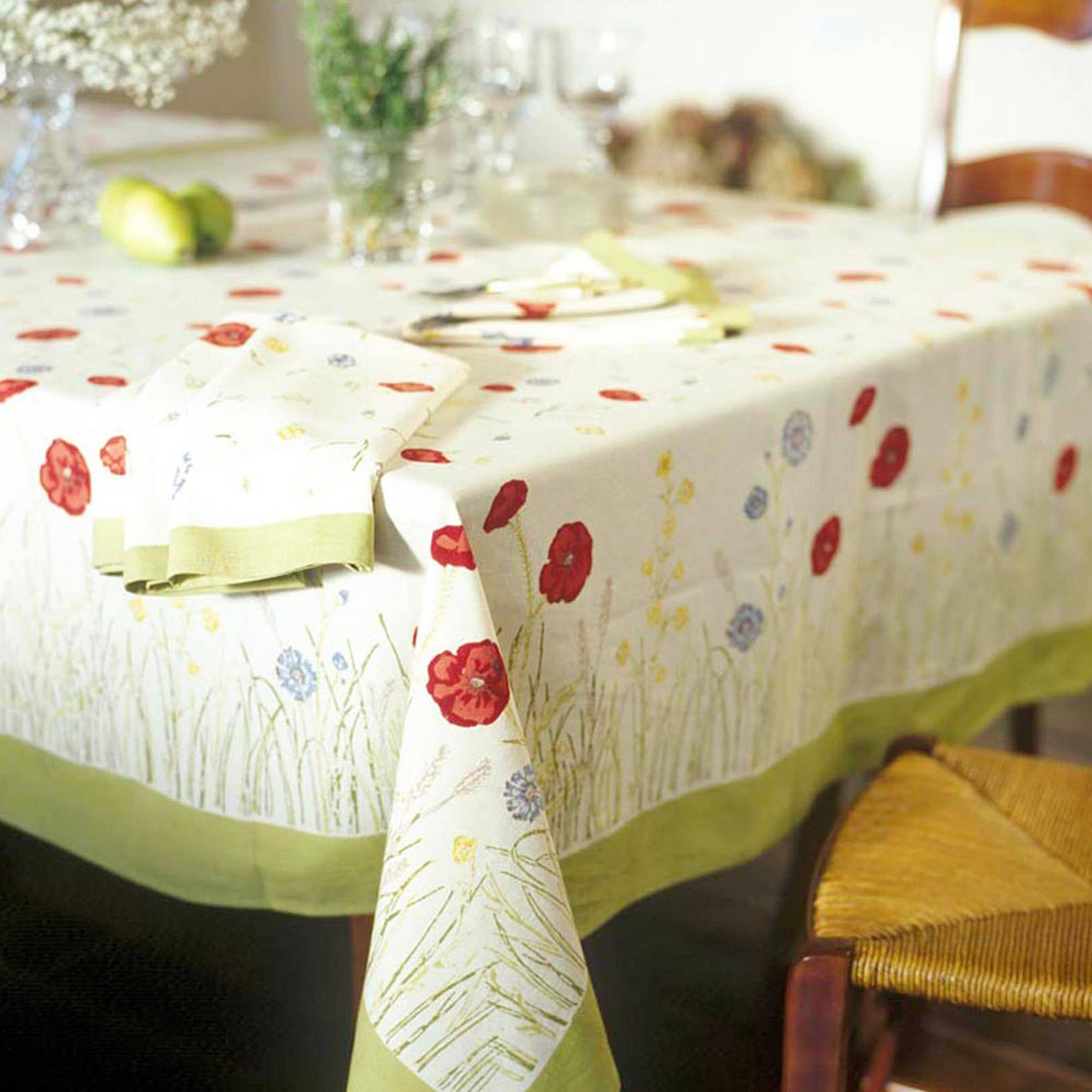 French Fields 90" Round Tablecloth