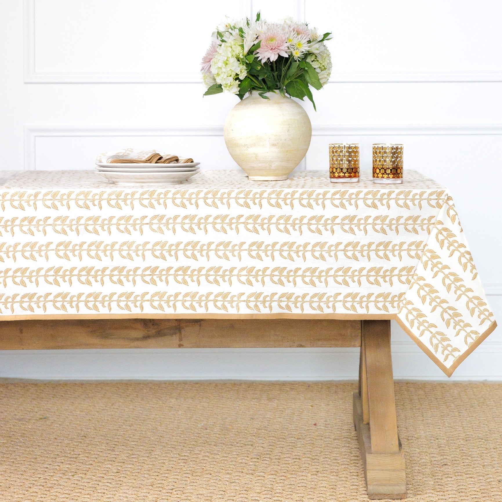 Climbing Nettle Sand 60x120" Tablecloth