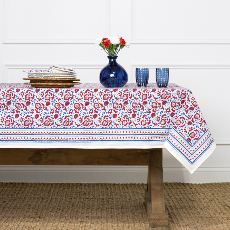 Pom Fan Flower White Tablecloth
