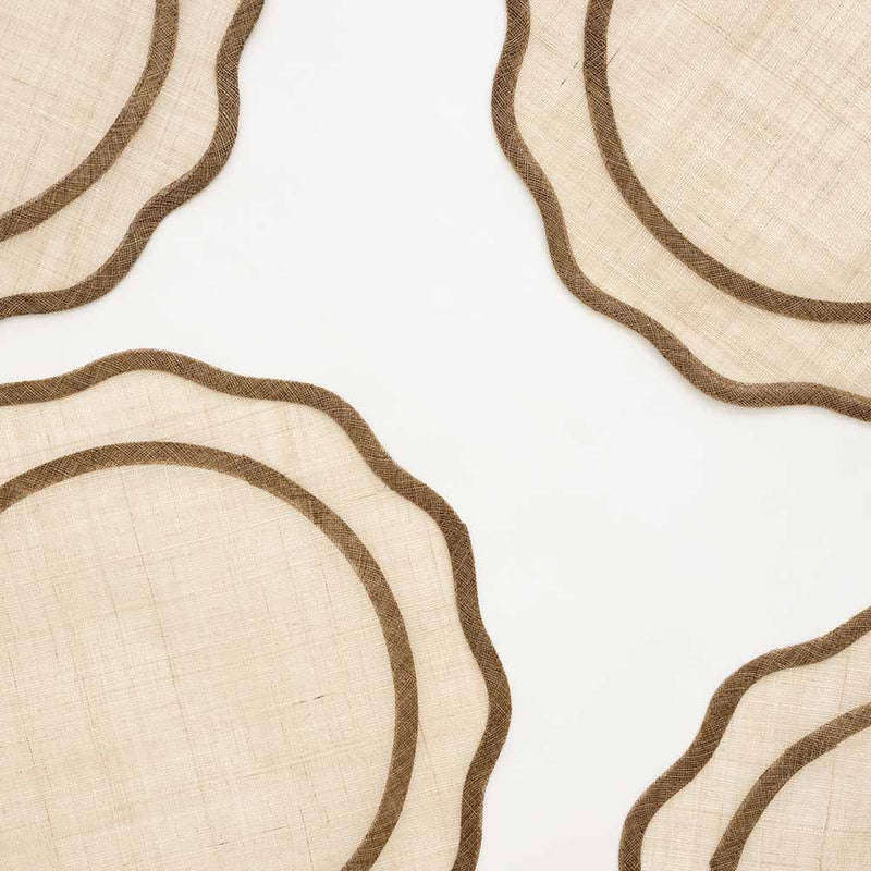 Brown Scalloped Woven Placemat