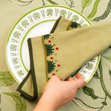 Holly Starburst Napkin
