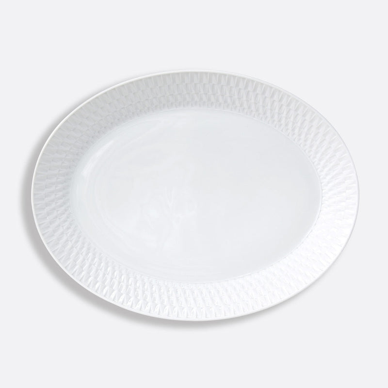Twist Oval Platter. 13"