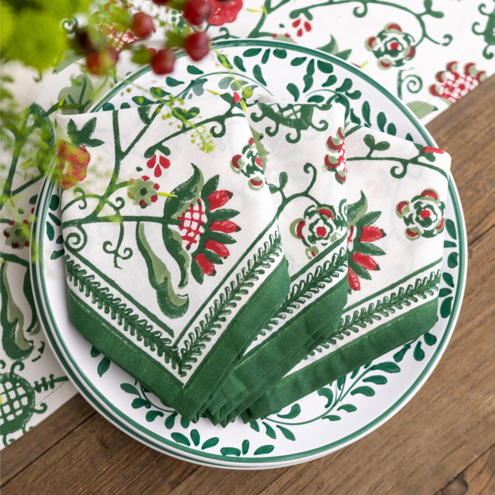 Con Con Red & Green Napkin