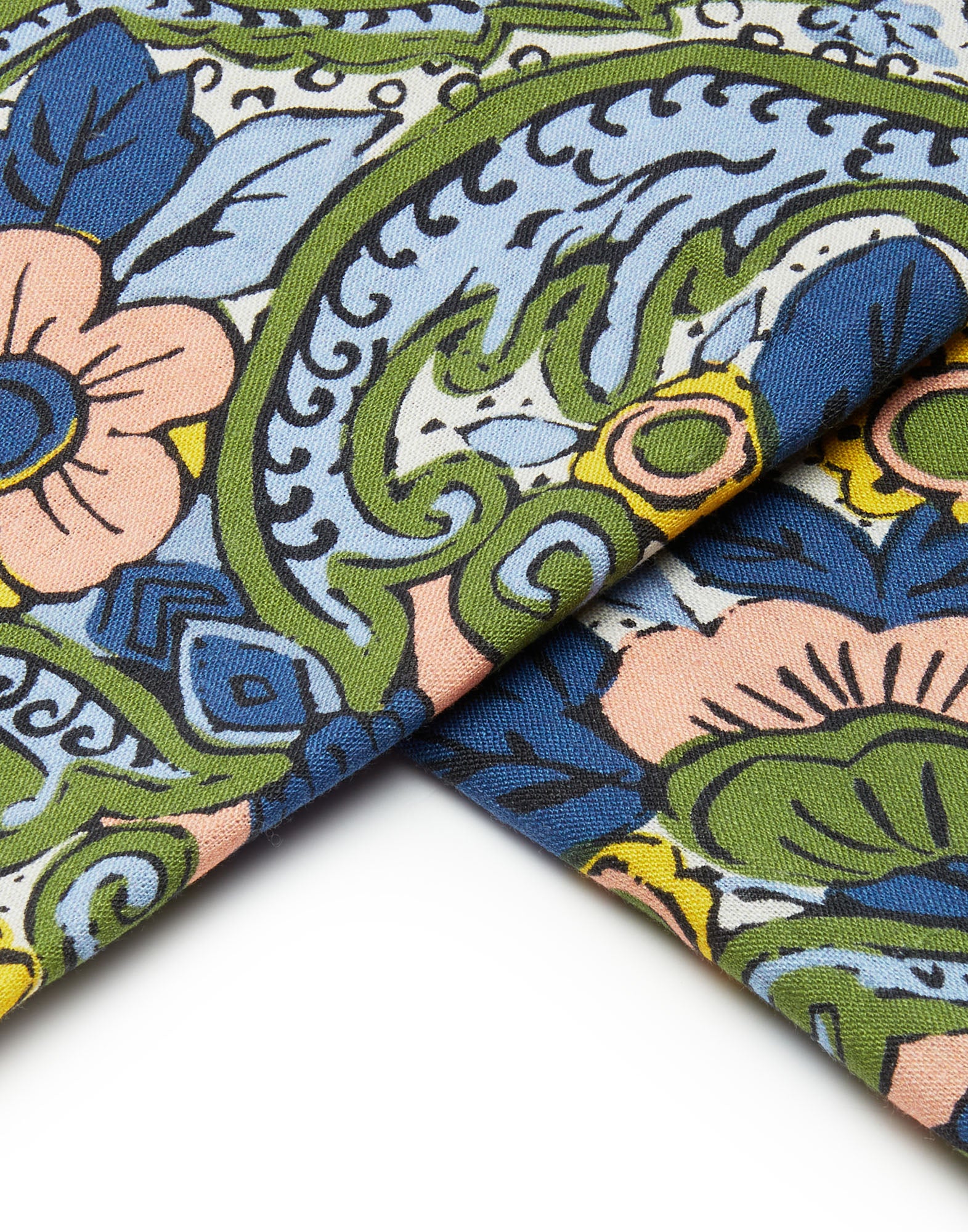 Corte Blu Tablecloth, 70 x 110"