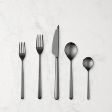 Linea Flatware Set