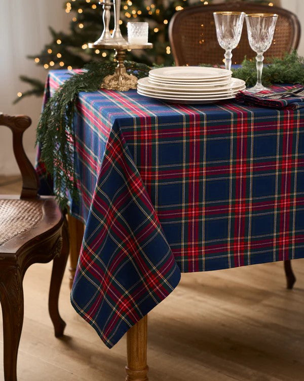 Windsor Tartan Tablecloth, 108x70"